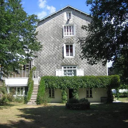 L'etoile Demi-pension Homestay