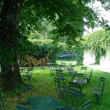 Alloggio in famiglia L'etoile Et Table D'hotes Demi-pension