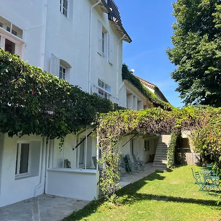 L'etoile Et Table D'hotes Demi-pension *